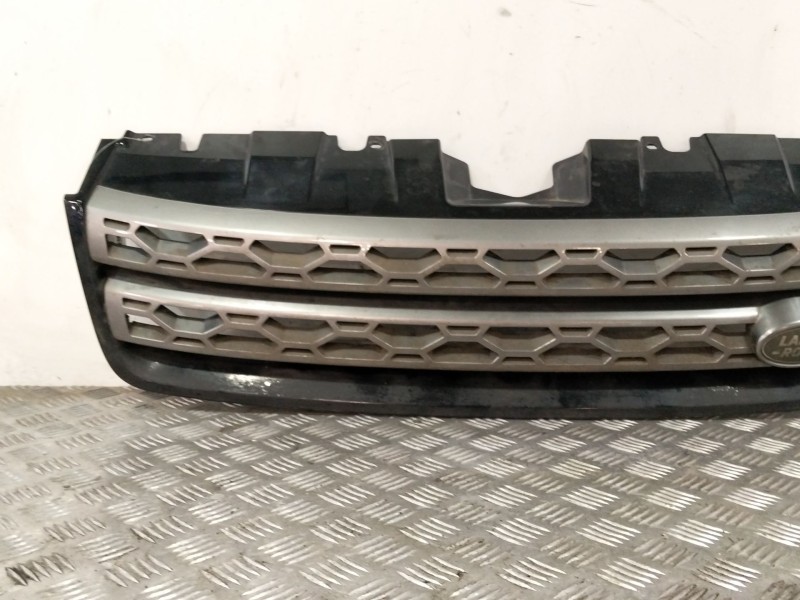Recambio de rejilla delantera para land rover discovery sport (l550) 2.0 d 4x4 referencia OEM IAM FK728A100CAW  