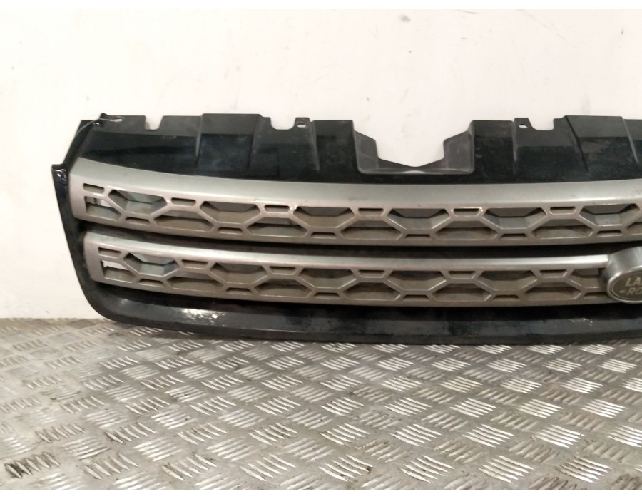 Recambio de rejilla delantera para land rover discovery sport (l550) 2.0 d 4x4 referencia OEM IAM FK728A100CAW  
