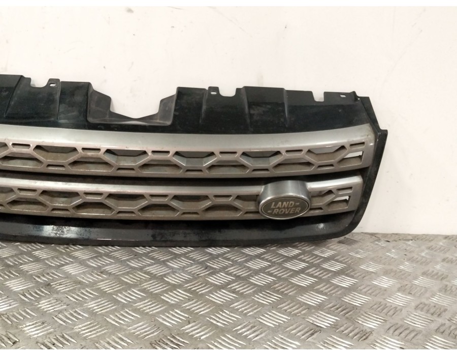 Recambio de rejilla delantera para land rover discovery sport (l550) 2.0 d 4x4 referencia OEM IAM FK728A100CAW  