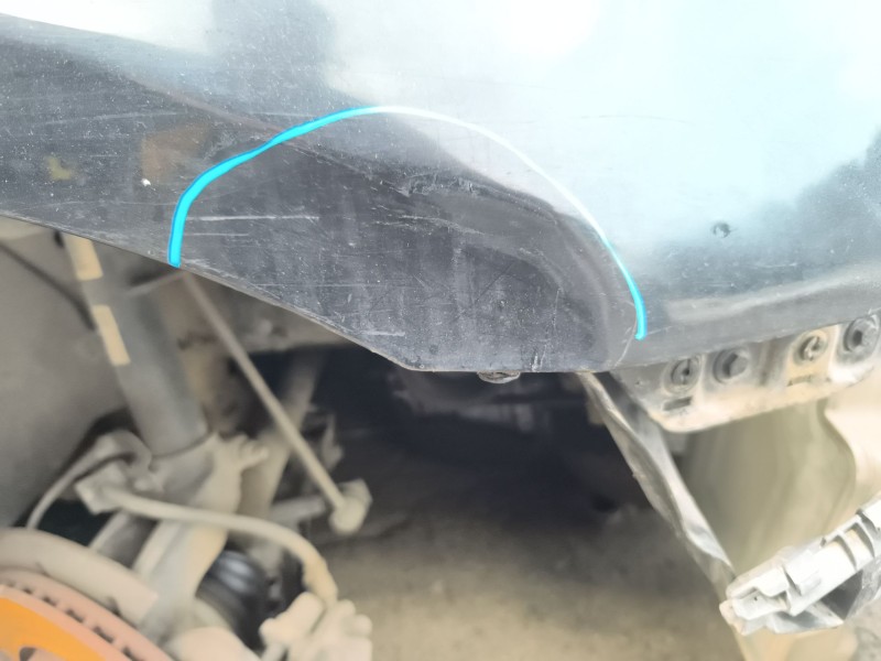 Recambio de aleta delantera derecha para volkswagen golf vi (5k1) 1.6 tdi referencia OEM IAM 5K6821022B  