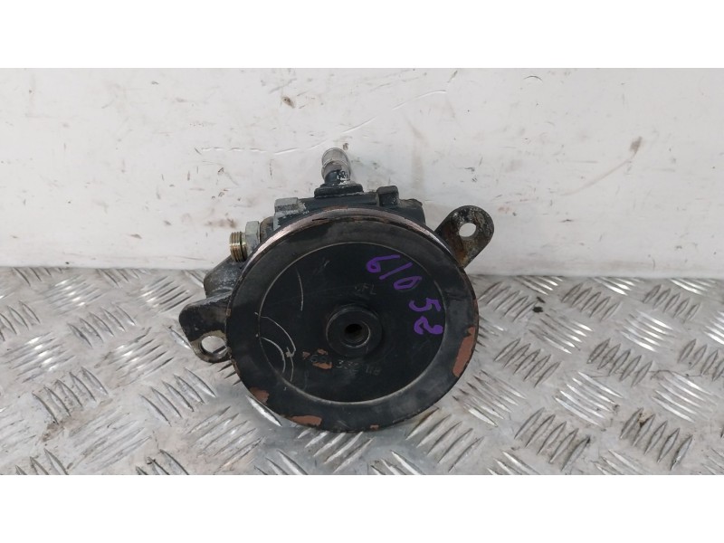 Recambio de bomba direccion para nissan atleon 120 tk110.35 tk56.35/4 referencia OEM IAM 7691332118  