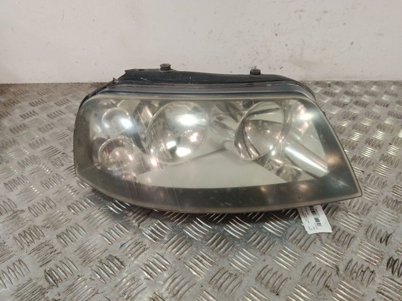 Recambio de faro derecho para seat alhambra (7v8, 7v9) 1.9 tdi referencia OEM IAM C301182212  