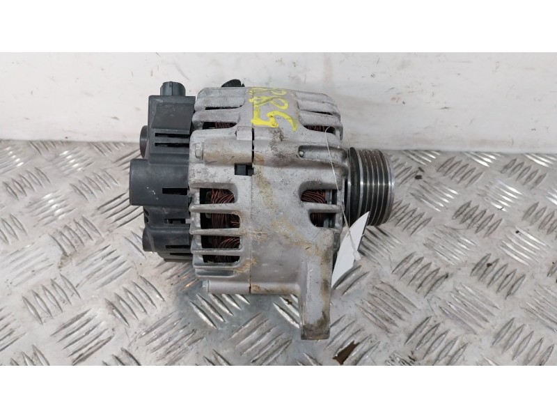 Recambio de alternador para hyundai i30 (fd) 1.6 crdi referencia OEM IAM 373002A600  