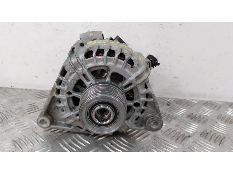 Recambio de alternador para hyundai i30 (fd) 1.6 crdi referencia OEM IAM 373002A600  