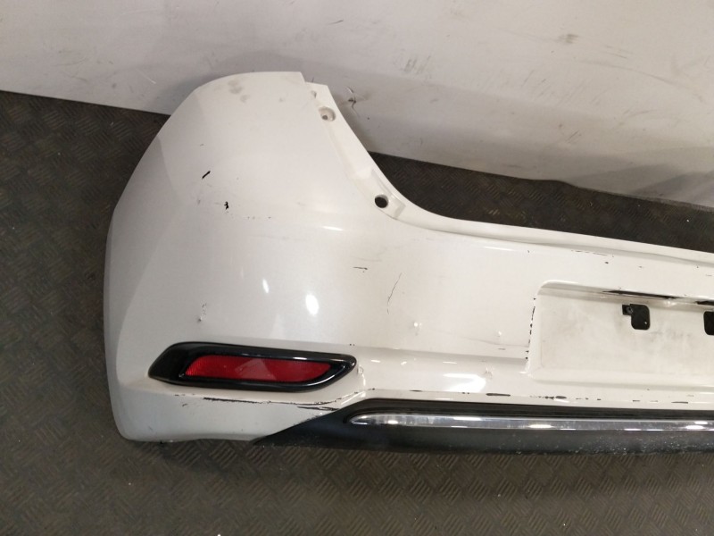 Recambio de paragolpes trasero para toyota auris (_e18_) 1.2 (nre185_) referencia OEM IAM 521590Z924  