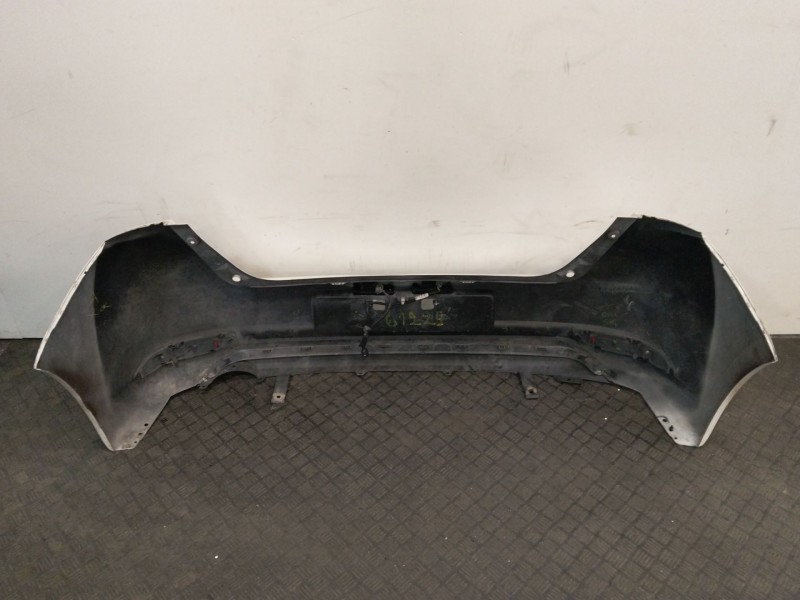 Recambio de paragolpes trasero para toyota auris (_e18_) 1.2 (nre185_) referencia OEM IAM 521590Z924  