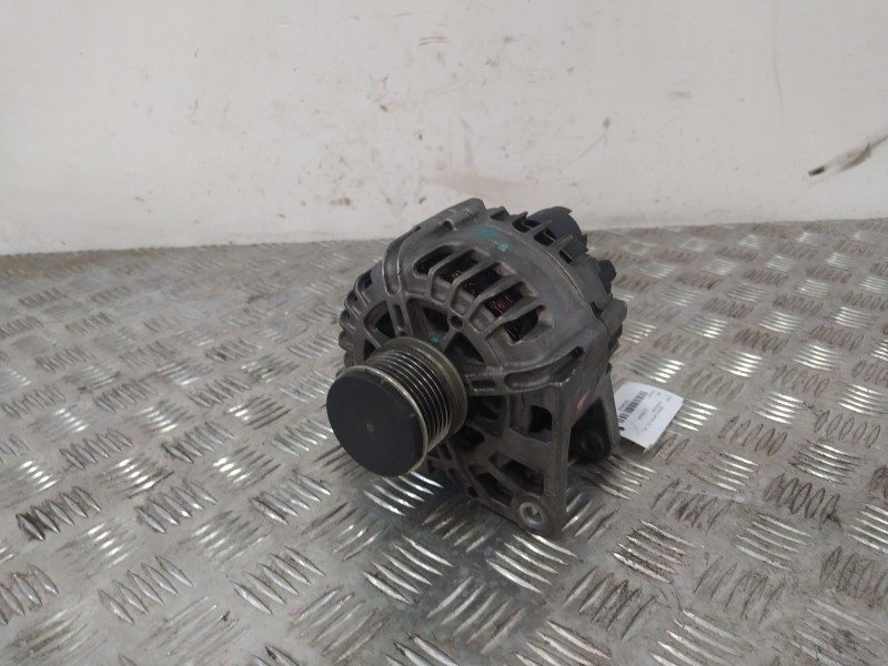 Recambio de alternador para renault captur i (j5_, h5_) 1.5 dci 90 referencia OEM IAM 231008918R 231003015R 