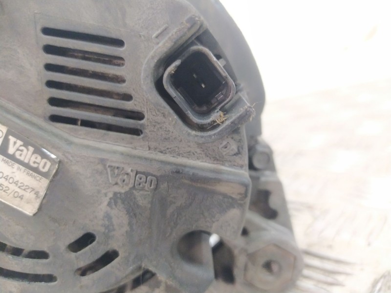 Recambio de alternador para renault trafic ii furgoneta (fl) 1.9 dci 100 (fl0c) referencia OEM IAM SG12B071  