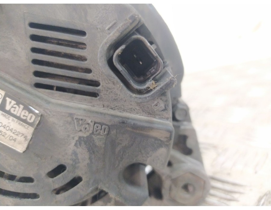 Recambio de alternador para renault trafic ii furgoneta (fl) 1.9 dci 100 (fl0c) referencia OEM IAM SG12B071  