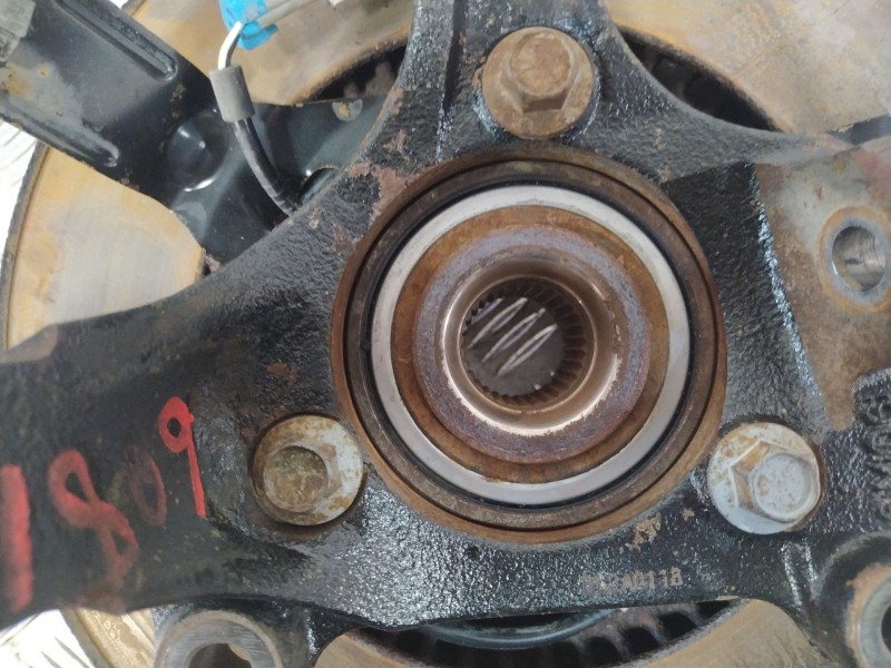 Recambio de mangueta delantera derecha para opel antara a (l07) 2.0 cdti referencia OEM IAM 23373013  