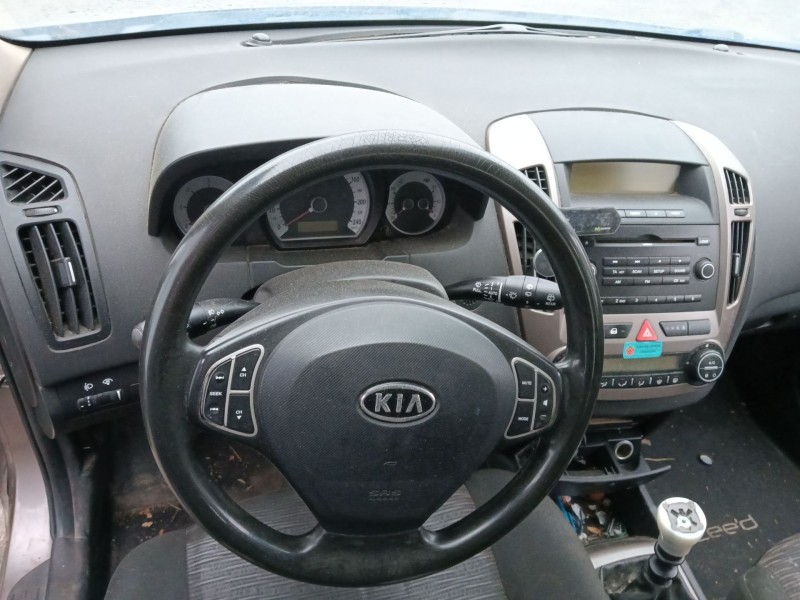 kia cee´d hatchback (ed) del año 2007