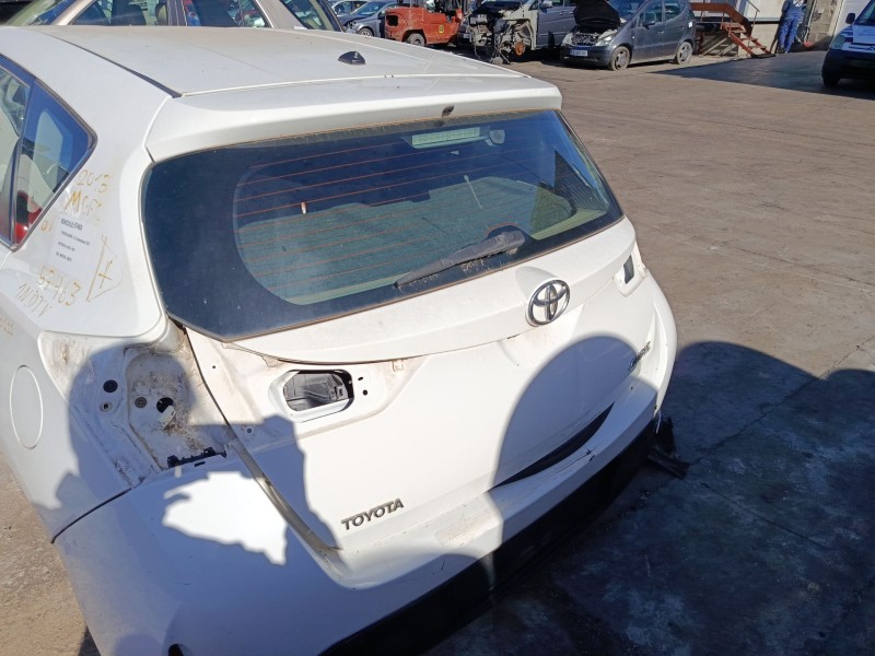 Recambio de porton trasero para toyota auris (_e18_) 1.4 d-4d (nde180_) referencia OEM IAM   