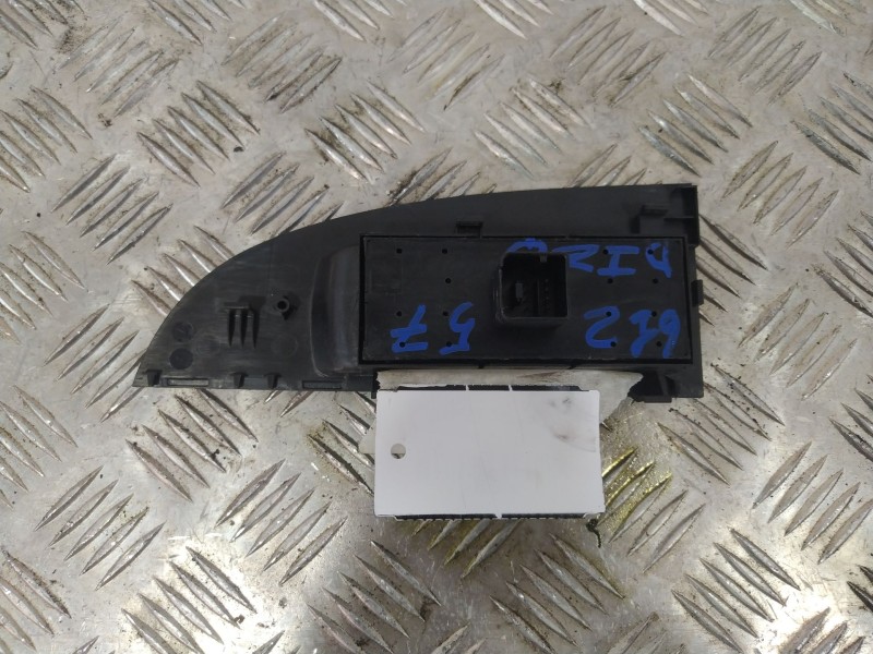 Recambio de mando elevalunas para seat leon (1p1) 2.0 tdi 16v referencia OEM IAM 1P186717A  