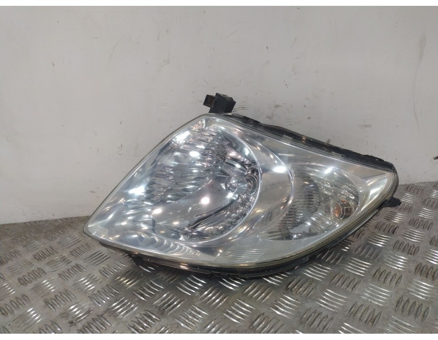 Recambio de faro derecho para suzuki swift iii (mz, ez) 1.3 ddis (rs 413d) referencia OEM IAM 3510062J11  