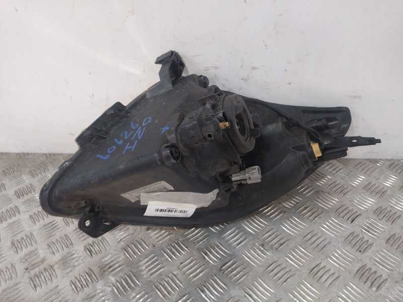 Recambio de faro izquierdo para suzuki swift iii (mz, ez) 1.3 ddis (rs 413d) referencia OEM IAM 3530062J11  