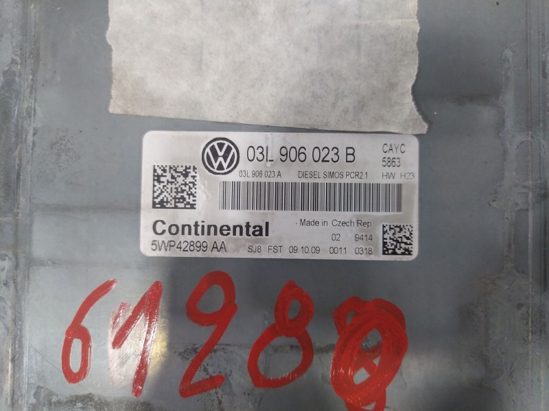 Recambio de centralita motor uce para volkswagen golf vi (5k1) 1.6 tdi referencia OEM IAM 03L906023B  