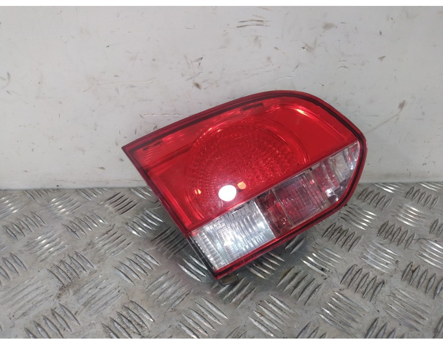 Recambio de piloto trasero izquierdo interior para volkswagen golf vi (5k1) 1.6 tdi referencia OEM IAM 5K0945107  