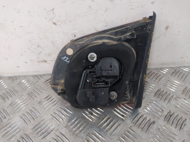Recambio de piloto trasero izquierdo interior para volkswagen golf vi (5k1) 1.6 tdi referencia OEM IAM 5K0945107  