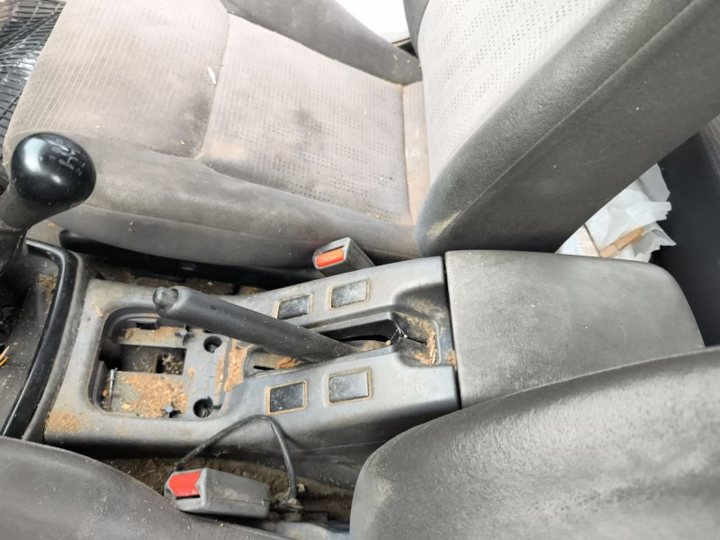 Recambio de palanca freno de mano para nissan pick up (d22) 2.5 dci 4wd referencia OEM IAM 36010VM00B  