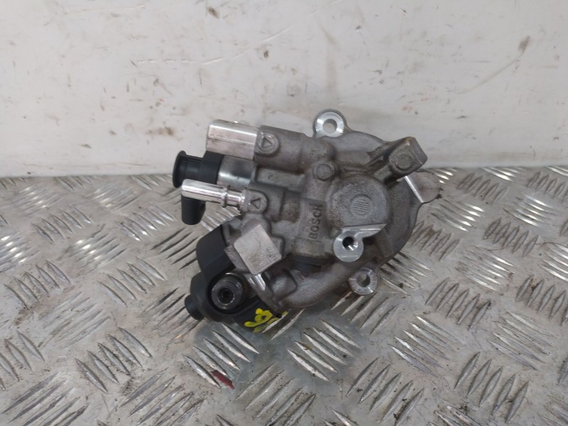Recambio de bomba inyeccion para mini mini (f55) cooper d referencia OEM IAM 0445010764 13518472282 8511626