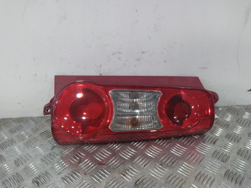 Recambio de piloto trasero derecho para citroën berlingo multispace (b9) 1.6 hdi 110 referencia OEM IAM 9680607880  