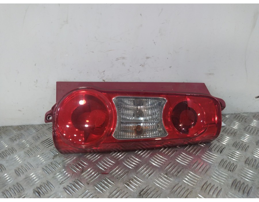 Recambio de piloto trasero derecho para citroën berlingo multispace (b9) 1.6 hdi 110 referencia OEM IAM 9680607880  