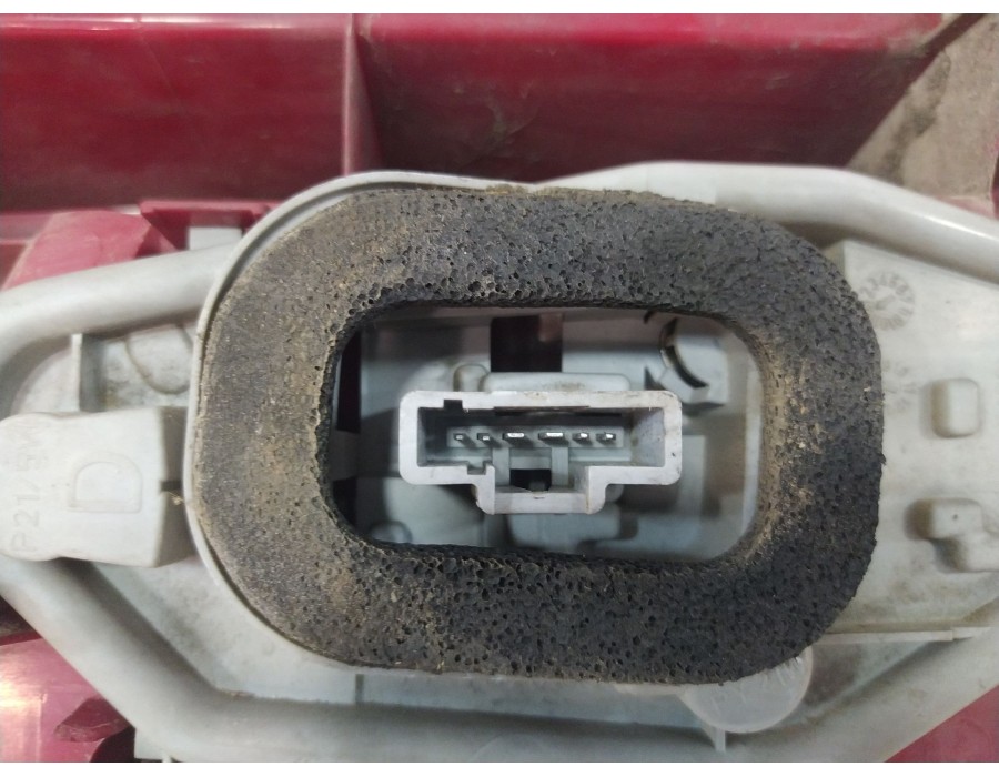Recambio de piloto trasero derecho para citroën berlingo multispace (b9) 1.6 hdi 110 referencia OEM IAM 9680607880  