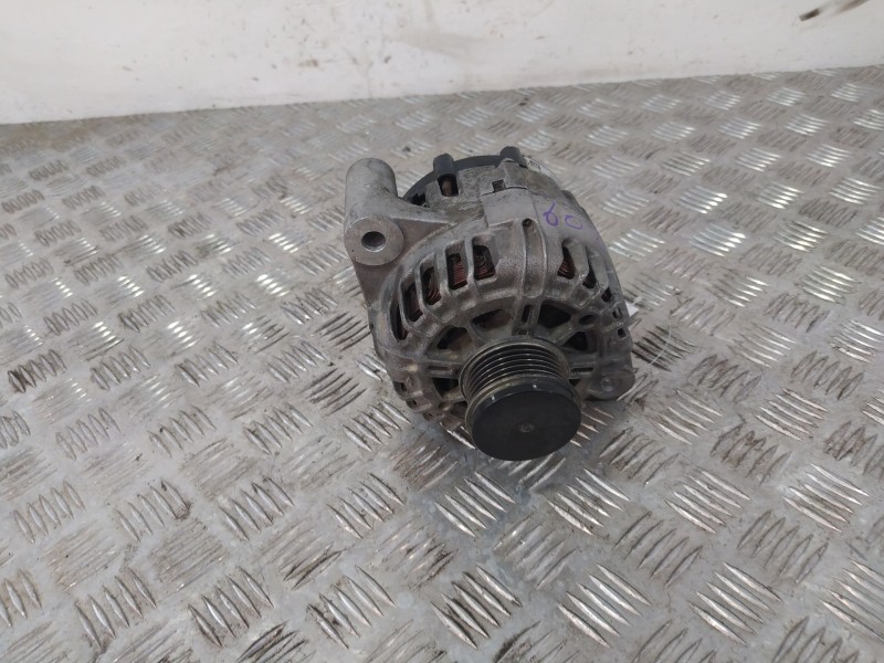 Recambio de alternador para opel insignia a (g09) 2.0 cdti (68) referencia OEM IAM 95531290 1684909080 