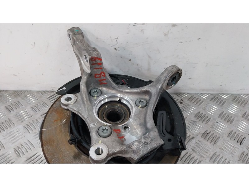 Recambio de mangueta delantera derecha para kia niro (de) 1.6 gdi hybrid referencia OEM IAM 51711G2000  