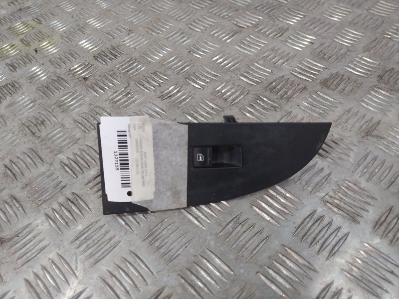 Recambio de mando elevalunas delantero derecho para seat leon (1p1) 2.0 tdi 16v referencia OEM IAM 1P1867172  