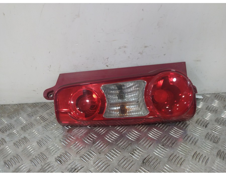 Recambio de piloto trasero izquierdo para citroën berlingo multispace (b9) 1.6 hdi 110 referencia OEM IAM 9680608080  