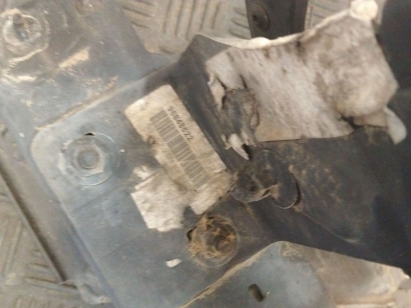 Recambio de refuerzo paragolpes trasero para peugeot 3008 1.6 hdi fap cat (9hz / dv6ted4) referencia OEM IAM 96848522  