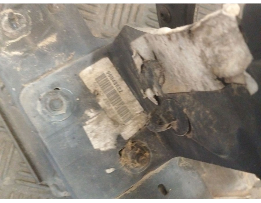 Recambio de refuerzo paragolpes trasero para peugeot 3008 1.6 hdi fap cat (9hz / dv6ted4) referencia OEM IAM 96848522  