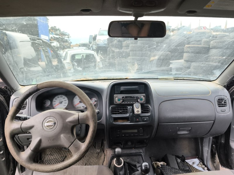 Recambio de salpicadero para nissan pick up (d22) 2.5 dci 4wd referencia OEM IAM 68100VK85A  