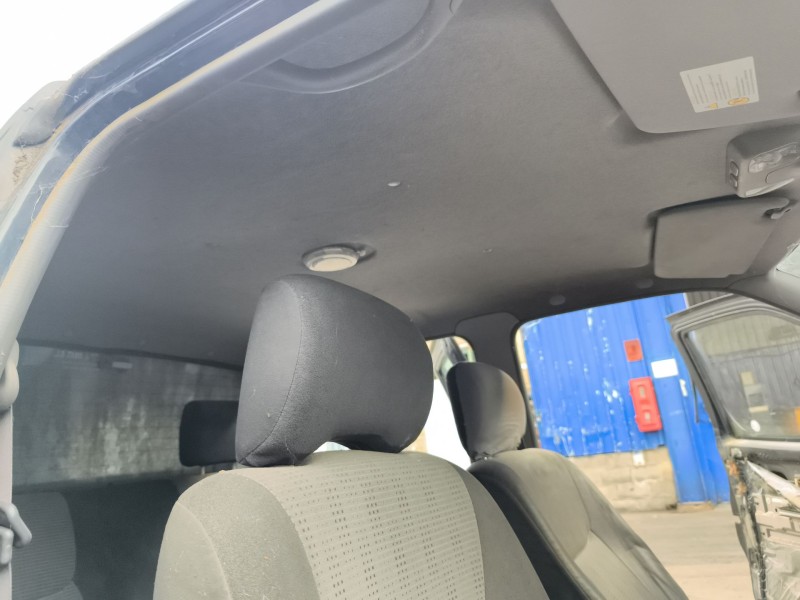 Recambio de techo interior para nissan pick up (d22) 2.5 dci 4wd referencia OEM IAM 739103S900  