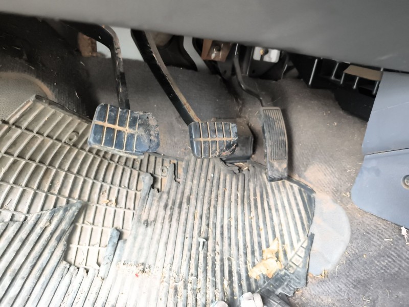Recambio de pedal acelerador para nissan pick up (d22) 2.5 dci 4wd referencia OEM IAM 18002VM00B  