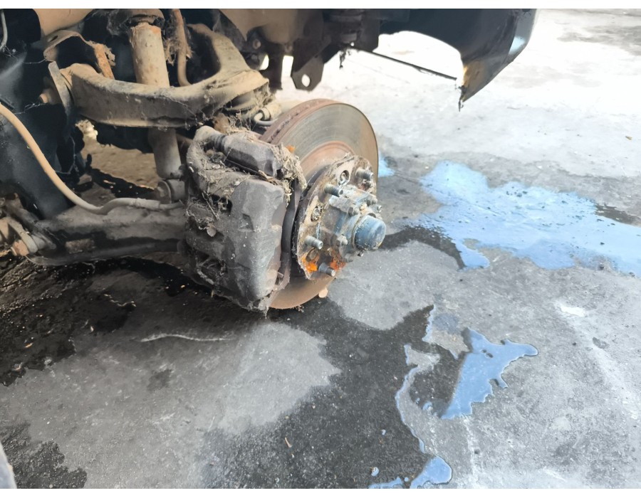 Recambio de pinza freno delantera derecha para nissan pick up (d22) 2.5 dci 4wd referencia OEM IAM 41001VL30A  