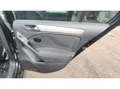 Recambio de guarnecido puerta trasera derecha para volkswagen golf vi (5k1) 1.6 tdi referencia OEM IAM 5K6867212  