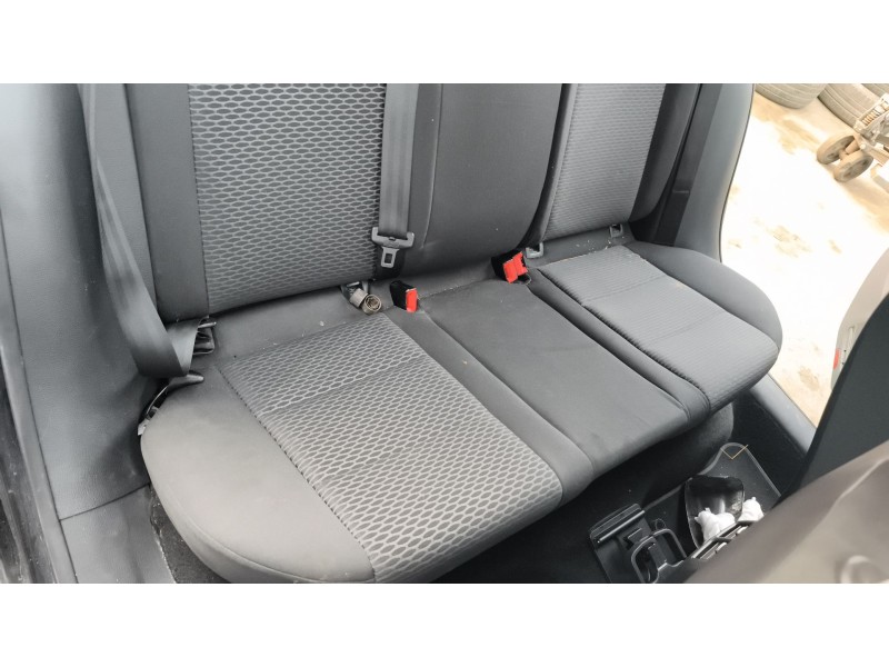 Recambio de asientos traseros para volkswagen golf vi (5k1) 1.6 tdi referencia OEM IAM   