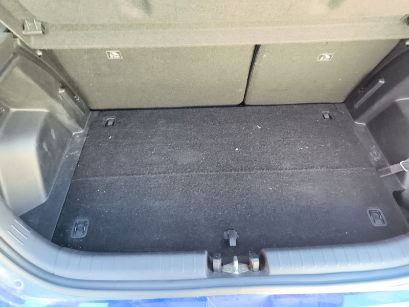 Recambio de moqueta maletero para hyundai i20 iii (bc3, bi3) 1.0 t-gdi referencia OEM IAM 85710Q0000NNB  