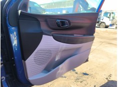 Recambio de guarnecido puerta delantera derecha para hyundai i20 iii (bc3, bi3) 1.0 t-gdi referencia OEM IAM 82320Q0000  