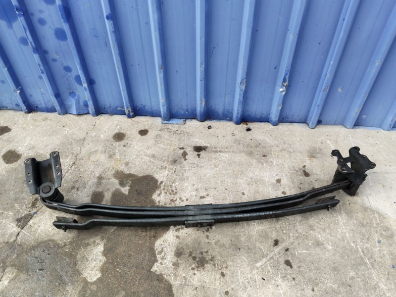 Recambio de ballesta trasera para nissan atleon 120 tk110.35 tk56.35/4 referencia OEM IAM   