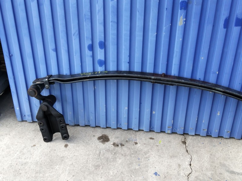 Recambio de ballesta delantera para nissan atleon 120 tk110.35 tk56.35/4 referencia OEM IAM   