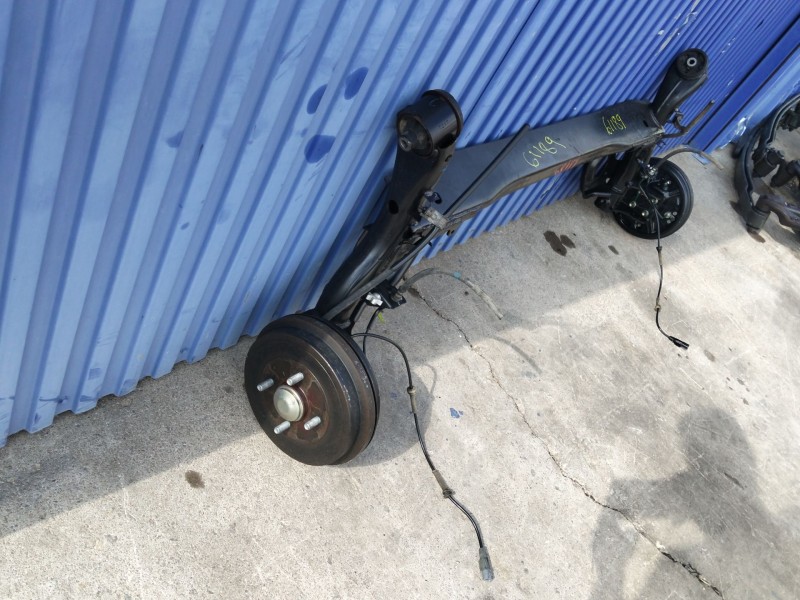 Recambio de puente trasero para nissan micra iv (k13k, k13kk) 1.2 referencia OEM IAM 555011HA2B  