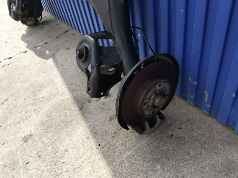 Recambio de puente trasero para citroën c4 lim. 1.6 16v referencia OEM IAM 5148Y7  