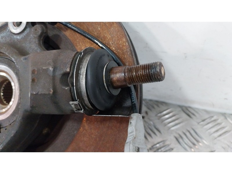 Recambio de mangueta delantera izquierda para bmw 3 (e46) 320 d referencia OEM IAM 31226757024  