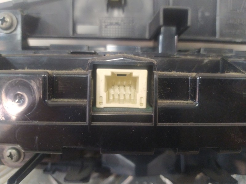 Recambio de mando climatizador para toyota auris (_e18_) 1.2 (nre185_) referencia OEM IAM 5546802030  