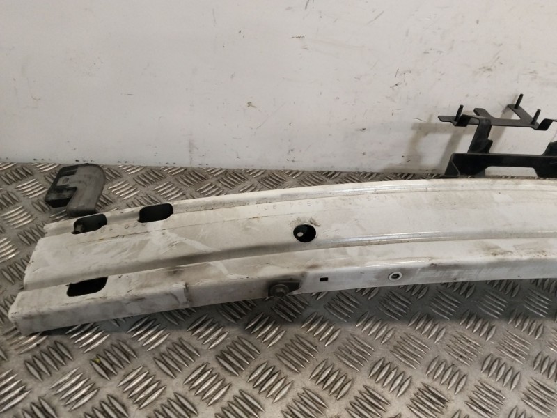 Recambio de refuerzo paragolpes delantero para nissan qashqai ii (j11, j11_) 1.7 dci referencia OEM IAM 21456480  