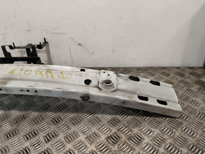 Recambio de refuerzo paragolpes delantero para nissan qashqai ii (j11, j11_) 1.7 dci referencia OEM IAM 21456480  