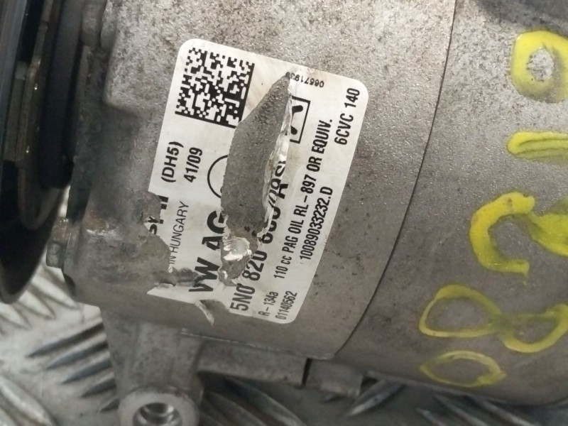 Recambio de compresor aire acondicionado para volkswagen golf vi (5k1) 1.6 tdi referencia OEM IAM 5N0820803A  